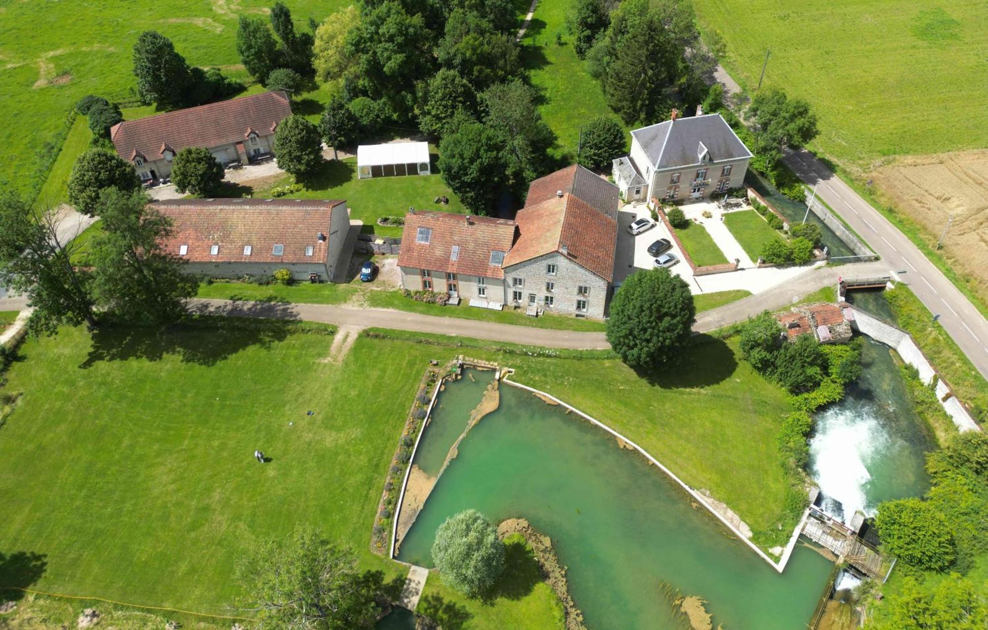Bed and Breakfast Moulin de la Fleuristerie à Orges Extérieur photo